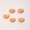 Brinquedo de Comida Fofo Pão de Leite Biscoito Desenho Animado Joias para Unhas Resina Acessórios de Montagem de Unhas Estéreo Brincos DIY