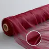 Entrega transfronteriza de cortinas de tul extra largas semitransparentes para decoración y fondo de festivales al aire libre, bodas y lugares de fiestas