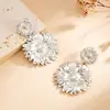 Pendientes de Metal con Borla de Girasol Transfronterizos Europeos y Americanos Estilo Retro Exagerado para el Día a Día Joyería para Orejas de Perla de Imitación y Hojas