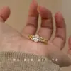 Anillo de Diamante Huevo de Paloma Tachonado con Acabado Cepillado Vintage, Brillo Exquisito, Lujo Ligero, Sensación de Alta Gama, Anillo Abierto Ajustable