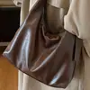 Bolso Grande de Cuero Suave para Mujer 2026 Nuevo de Moda Versátil Bolso de Hombro Cruzado Bolso para el Trabajo Debajo del Brazo de Moda