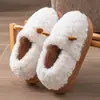 Chinelos de Algodão Femininos de Inverno para Casa, Design de Desenho Animado, Quentes, Antiderrapantes, de Pelúcia, Espessados, com Biqueira Fechada, Adequados para Casais, Versão Masculina Disponível