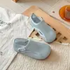 Sandalias de malla transpirable casual estilo coreano para niñas 2026 verano nuevo zapatos antideslizantes para vadear zapatos de playa versátiles para niños