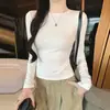 Camiseta K2716 de gola redonda, corte reto, manga longa para mulheres, adequada para outono e inverno, uma camiseta branca de algodão que afina a silhueta, top feminino