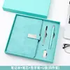 Conjunto de notebook A5 e caneta em estoque, ideal para reuniões e eventos corporativos, um presente prático com opções de personalização de logotipo.