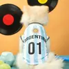Ropa nueva para mascotas transfronteriza Copa del Mundo manga corta copa de fútbol perros perros pequeños medianos grandes gatos ropa estilo primavera verano