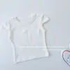 Camiseta Básica de Manga Curta Estilo Coreano 2026 para Meninas, Verão, Nova, Slim Fit, Temperamento, Cor Sólida