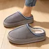 Pantuflas de algodón al por mayor transfronterizas para mujer, pantuflas de felpa cálidas antideslizantes para el hogar en invierno para pisos de madera, cómodas para parejas