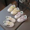 Zapatos Casuales de Skate para Niños Estilo Coreano 2025 Verano Nuevo Zapatillas con Puntera de Concha para Niños y Niñas Zapatos Deportivos de Suela Blanda para Bebé