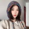 Gorro de nicho de estilo coreano, gorro de punto cálido con arcoíris, gorro de lana tejido a mano, jersey con puntera y protección para las orejas, gorro Lei Feng de moda