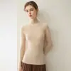 Camiseta de punto base para mujer de cachemir 100% puro para otoño e invierno con cuello semi-alto, suave y amigable con la piel, suéter pullover de prêt-à-porter de primera línea