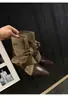 Botas de tornozelo retrô de bico fino para o outono/inverno de 2026 com salto oculto, novo design versátil e emagrecedor, botas Martin com cadarços, botas de cowboy western