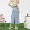 Saia jeans azul claro evasê de cintura alta modeladora para mulheres, novo modelo 2026, saia de comprimento médio com fenda traseira, azul vintage
