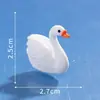 Paisaje Micro Fronterizo Nuevo Producto Muñeca Cisne Blanco Decoración DIY Accesorios Bolsa Ciega Mini Adornos de Escritorio para Coche