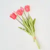 Nuevo Estilo 5 Cabezas Tulipanes Artificiales Suaves de Goma Ondulada, Tulipanes Artificiales de Decoración para el Hogar y Festividades de Alta Gama Transfronterizos