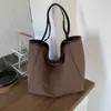 Bolso Tote de Gran Capacidad con Estampado de Leopardo Retro para Mujer Otoño 2025 Nuevo El Más Fácil de Combinar Bolso Cruzado de Hombro Único Casual Empalmado