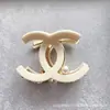 Elegante presilha de cabelo dupla C com pérolas para mulheres, presilha de garra para penteado semi-preso, presilha tubarão de luxo leve, acessório de cabelo estiloso