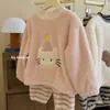 [Rollos Grandes y Pequeños] Pijamas Otoño e Invierno 2025 Conjunto de Ropa de Casa de Medio Terciopelo para Niños Otoño e Invierno Niñas y Niños Pueden Usarse Afuera