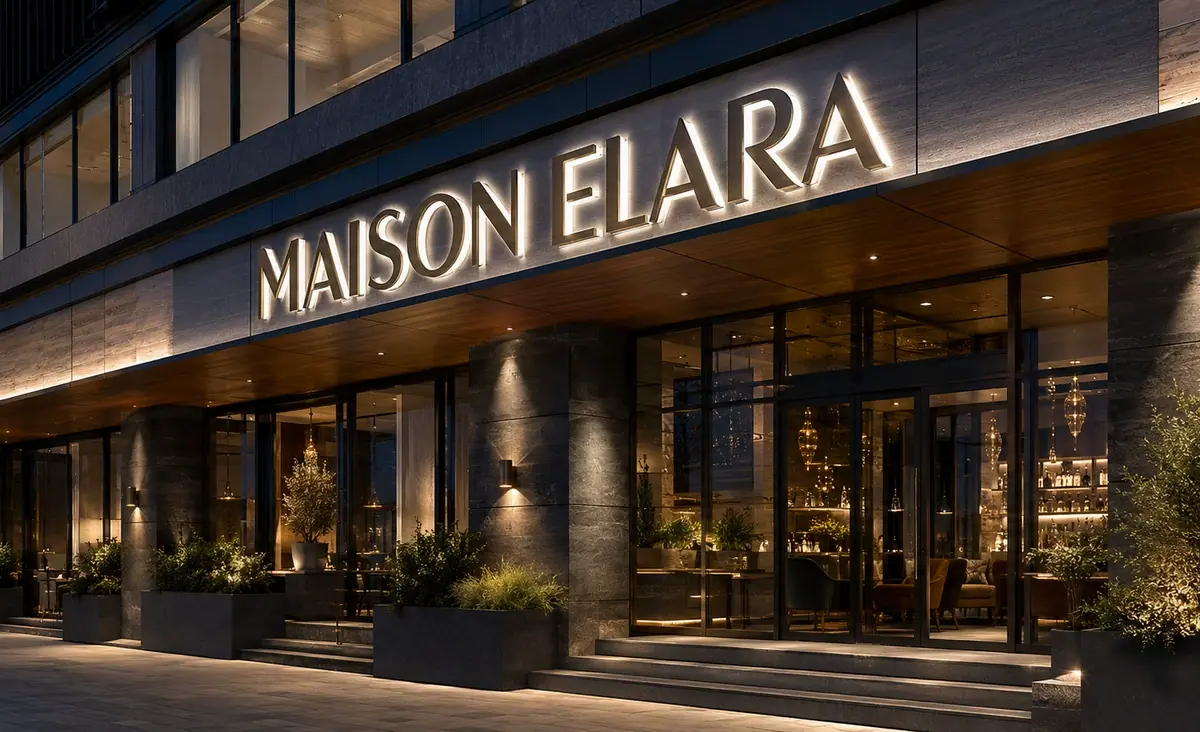 MAISON ELARA商业门头发光字应用场景｜Illuminated channel letters on a premium retail storefront