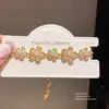 Pulsera Sencilla de Flor Hueca Irregular de Zircón Moda Retro Versátil Joyería de Lujo Ligero de Gama Alta