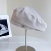 Boina Tweed Retro Británica para Mujer Otoño e Invierno Gorro de Pintor Etiqueta Metálica Pequeña Gorro de Azafata Sombrero de Moda Versátil Tendencia