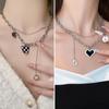 Collar de aleación de píxeles negros con diseño de amor para mujer, estilo hip hop, con doble capa superpuesta y cadena de clavícula que combina con todo.