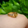 Anillo de Flor de Oro de Arena Vietnamita Imitación Joyería de Oro Imitación para Mujer Suministros de Boda Joyería para Mano de Mujer Regalos para Transmisión en Vivo Venta al por Mayor