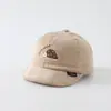 Gorro de Bebé Pingüino Pequeño Super Lindo Gorra de Pico de Pato para Bebé Estilo Celebridad de Internet Nueva Gorra de Béisbol de Pana de Ala Suave para Otoño e Invierno