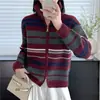 Suéter cárdigan con cremallera a rayas de arcoíris y cuello alto estilo americano para mujer, top tejido vintage otoño e invierno 2026, chaqueta casual
