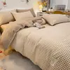 Juego de Cuatro Piezas de Algodón Puro Lavado Estilo Sueño Nude, Sábana Bajera y Funda Nórdica Estilo Ins Amigables con la Piel, Juego de Tres Piezas de Sábana Bajera para Cama de Dormitorio Fresco Pequeño