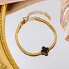 Pulsera Nueva Moda Europea y Americana de Acero de Titanio, Versátil y de Moda, Chapada al Vacío, Joyería de Mano Resistente al Color, Sensación de Alta Gama para Mujeres