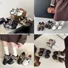 Zapatos Blancos de Encaje Nuevos Primavera/Otoño 2026 Zapatos para Mujer Suela Suave Versátiles Casuales Zapatos Deportivos Zapatos Estudiantiles Cortez Zapatos de Entrenamiento Alemanes