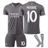 2425 Camiseta del Real Madrid gris traje de fútbol para dos hombres No. 7 Vinicius niños adultos 9 mbape transfronterizo