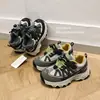 Zapatos deportivos de cuero de suela ligera talla 27-37 para niños mayores, zapatos de viaje para niños, zapatillas casuales para exteriores para correr para niños 6589