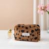 C Bolsa de Maquiagem Octogonal de Pelúcia Leopardo Quente Transfronteiriça Bolsa de Armazenamento de Cuidados com a Pele para Viagem Bolsa de Armazenamento de Maquiagem para Viagem