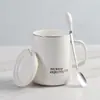 Caneca de Cerâmica com Tampa e Colher Grande Capacidade Personalizada Criativa Doméstica Tendência Copo para Beber Caneca de Leite de Cerâmica