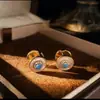Pendientes de Zirconia y Nácar con Textura de Sol, Pendientes Exquisitos, Frescos y Dulces, de Lujo Ligero, Alta Gama, Modernos y Versátiles para Mujer