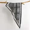 Moda Versátil Primavera/Verão 2026 Lenço de Cabeça com Amarração na Cintura Protetor Solar Feminino Fresco Fino Moda Triângulo Lenço de Seda Tendência