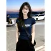 Camiseta Corta Casual de Verano Estilo Coreano de Gama Alta para Viajes al Trabajo Nicho Cuello Redondo para Mujer Ajustada Estilo Chica Caliente Pura Deseo Top Chic