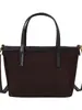 Bolsa simples de ombro único estilo coreano, design retrô, novo estilo de luxo leve, coleção outono 2026, bolsa de mão feminina de camurça peluda, adequada para o dia a dia