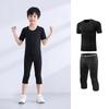 Conjunto de Roupa Esportiva Infantil de Manga Curta de Secagem Rápida Calça Três Quartos Verão Roupa para Corrida Treino de Basquete Futebol Roupa Elástica para Fitness