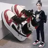Zapatos de Lona Bajos para Niñas Estilo Primavera y Otoño Suela Suave Antideslizantes Zapatos Deportivos Casuales para Niños Zapatos Deportivos Transpirables para Estudiantes Niños