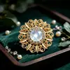 Broche con Patrón de Hoja y Flor Estilo Palacio Dorado Piedra Principal Iridiscente Grande Pin de Pedrería Broche de Decoración de Abrigo de Gama Alta