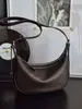 Nova Bolsa Meia-Lua de Cor Sólida Outono/Inverno 2025, Bolsa de Ombro Transversal Estilosa e Moderna Estilo Coreano, Bolsa de Mão Minimalista Bolsa de Axila