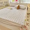Sábana de cama acolchada, gruesa, estilo hotel con protector de colchón, a prueba de polvo y suciedad, apta para todas las estaciones