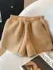 Novos calças retas de cintura alta emagrecedoras para mulheres Outono/Inverno 2026, shorts largos casuais versáteis para baixinhas