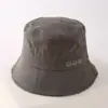 Nuevo Estilo Primavera y Otoño 2025 Sombrero de Pescador Adelgazante para Mujer con Bordado de Cara Sonriente, Sombrero Tipo Cubo con Visera para el Sol y Protección Solar para Hombre en Colores Dulces, Sombrero de Moda