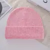 Gorro de lana cálido de punto de color liso de alta gama clásico de invierno para mujeres y hombres, sombrero versátil a prueba de frío de estilo coreano para exteriores