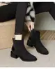 Botines Super Adelgazantes de Gamuza Marrón Francés para Mujer 2026 Nuevos Botines Pequeños de Tacón Grueso Otoño Invierno Chelsea Martin Boots