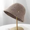 Moda Estilo Japonés Versátil Sombrero de Pescador Tejido para Mujer Otoño Invierno Casual Simple Para Adelgazar la Cara Sombrero Cubo Sombrero Cubo Liso